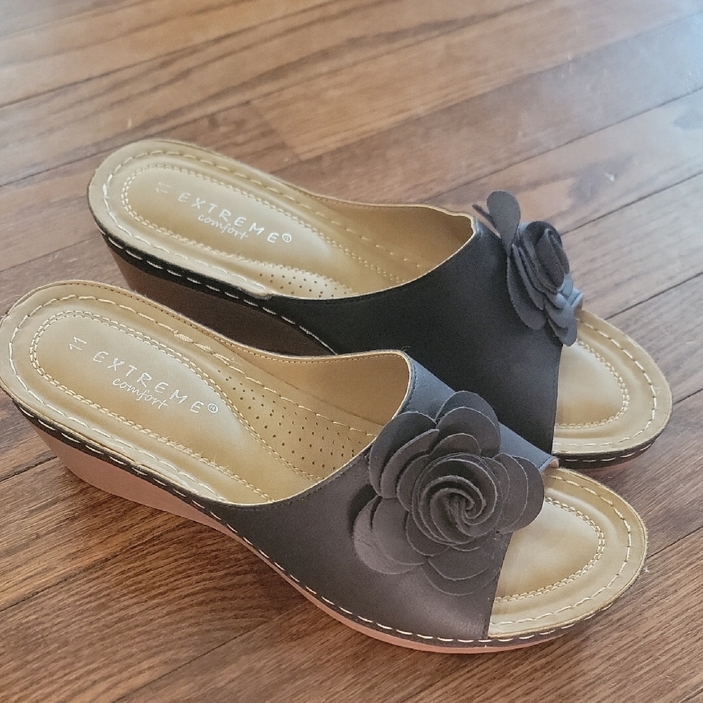 Black Women's Sandals
